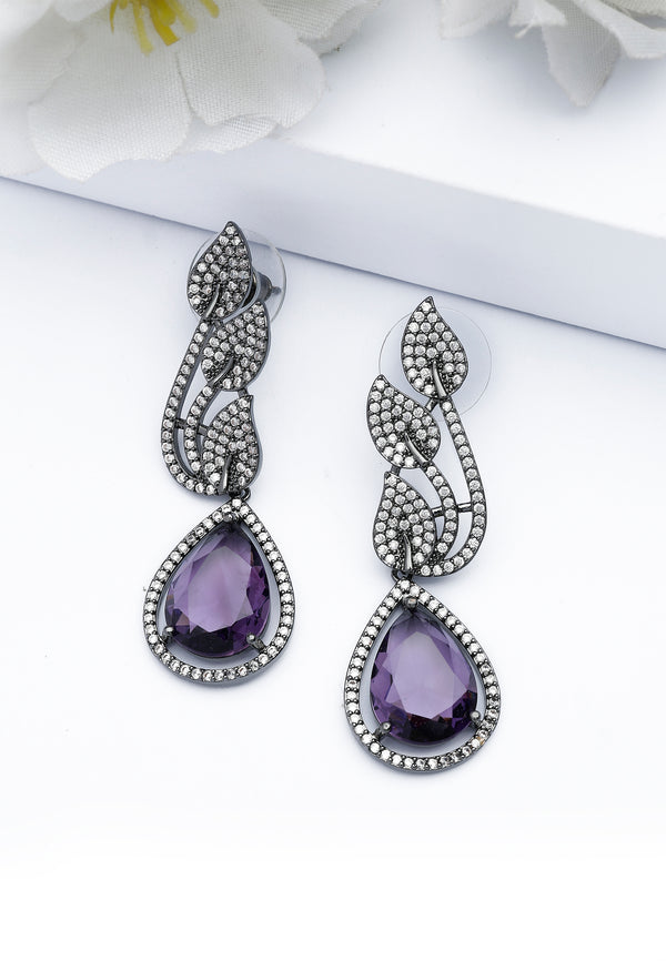 Boucles d'oreilles contemporaines en forme de feuille violettes